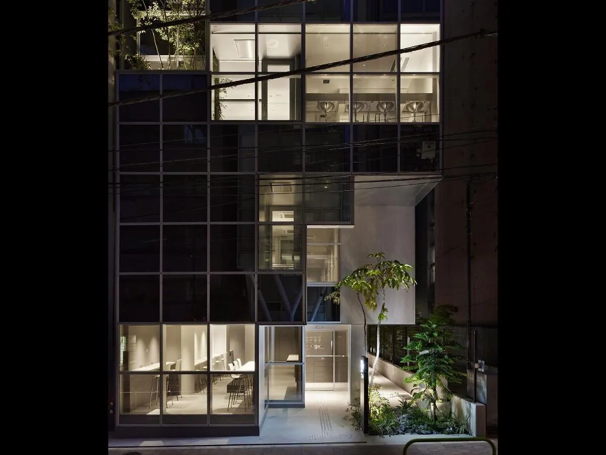 Nine Hours Hanzomon Tokyo Capsule hotel
