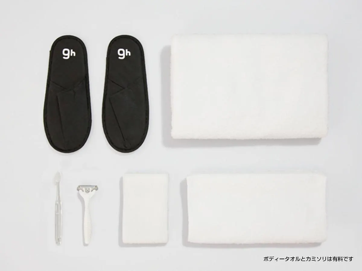 Capsule hotel Nine Hours Hanzomon Tokyo
